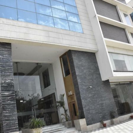 Hotel Jagrati Ananta Express à Jaipur Extérieur photo