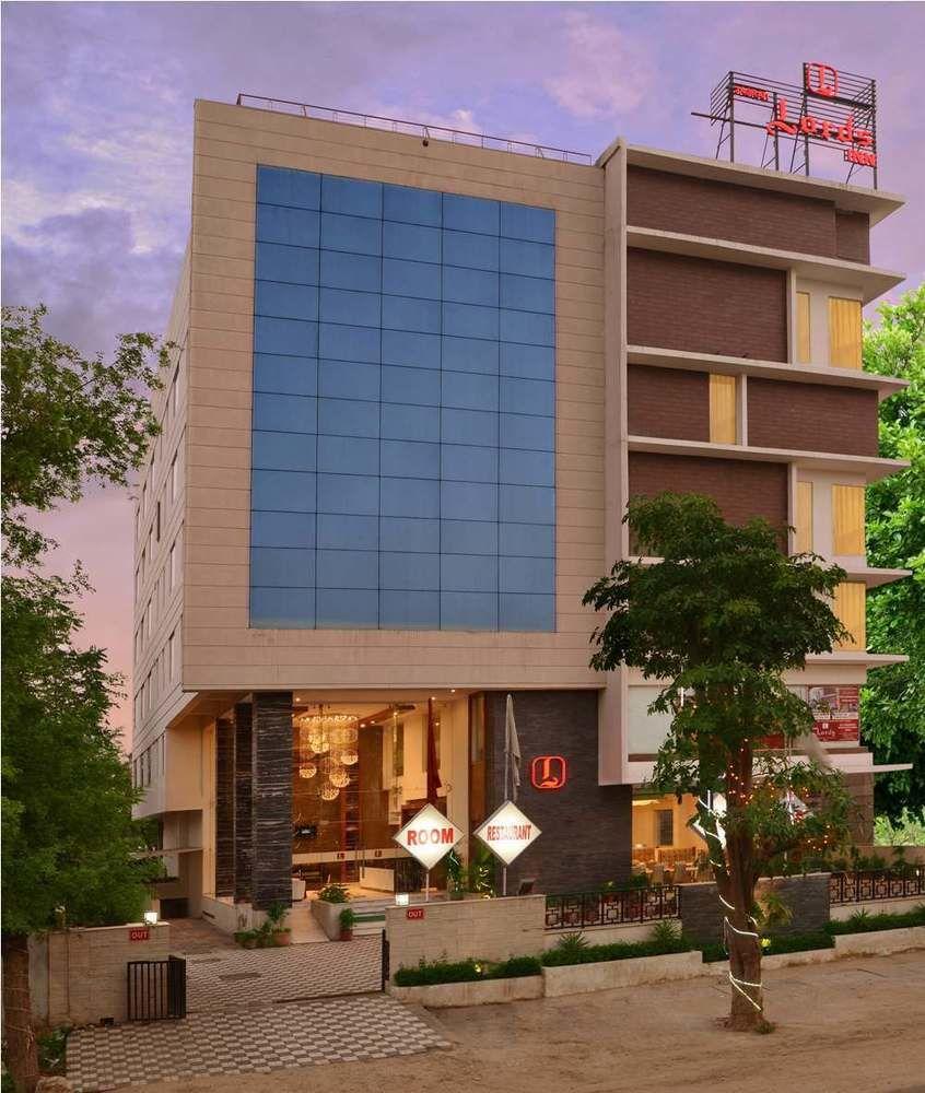 Hotel Jagrati Ananta Express à Jaipur Extérieur photo