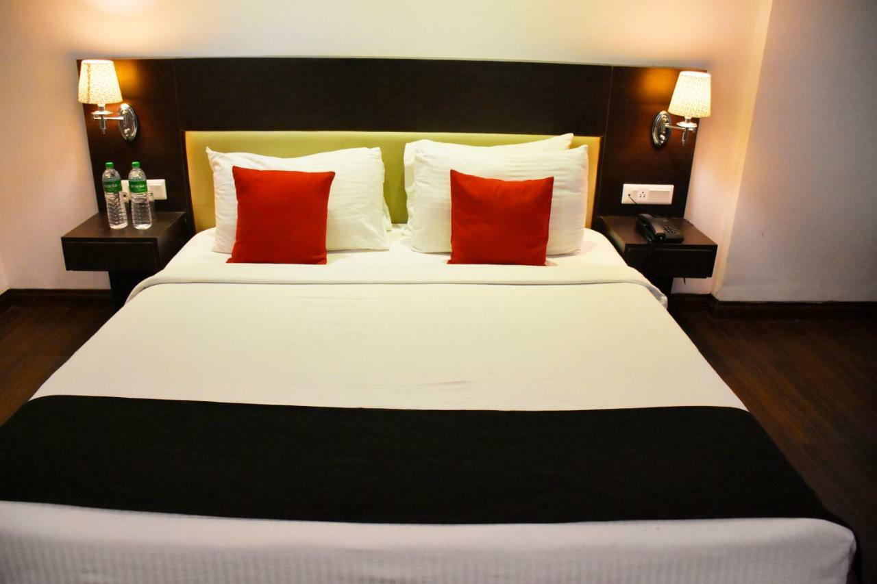 Hotel Jagrati Ananta Express à Jaipur Extérieur photo