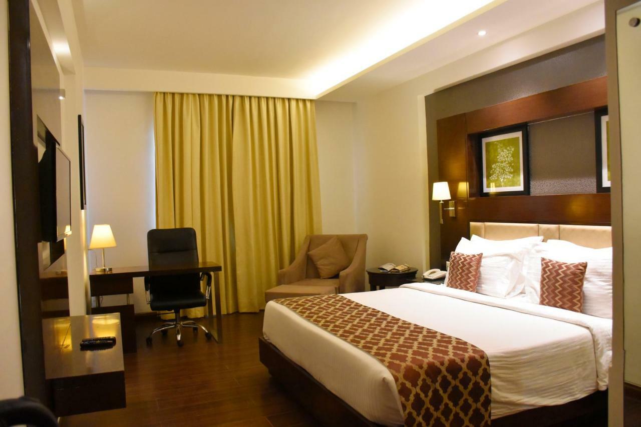 Hotel Jagrati Ananta Express à Jaipur Extérieur photo