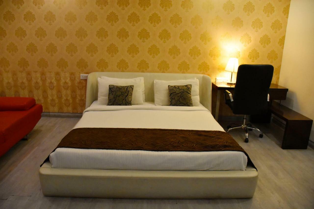 Hotel Jagrati Ananta Express à Jaipur Extérieur photo
