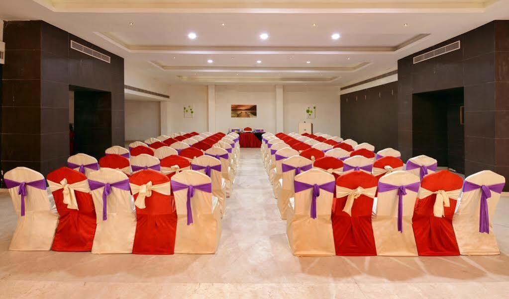 Hotel Jagrati Ananta Express à Jaipur Extérieur photo